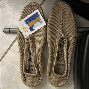 Arcopedico tan Slip-On arch support stretchy Shoes